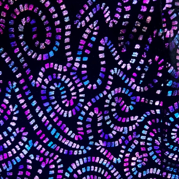 Bebe Crop Top - Picture 7 of 7